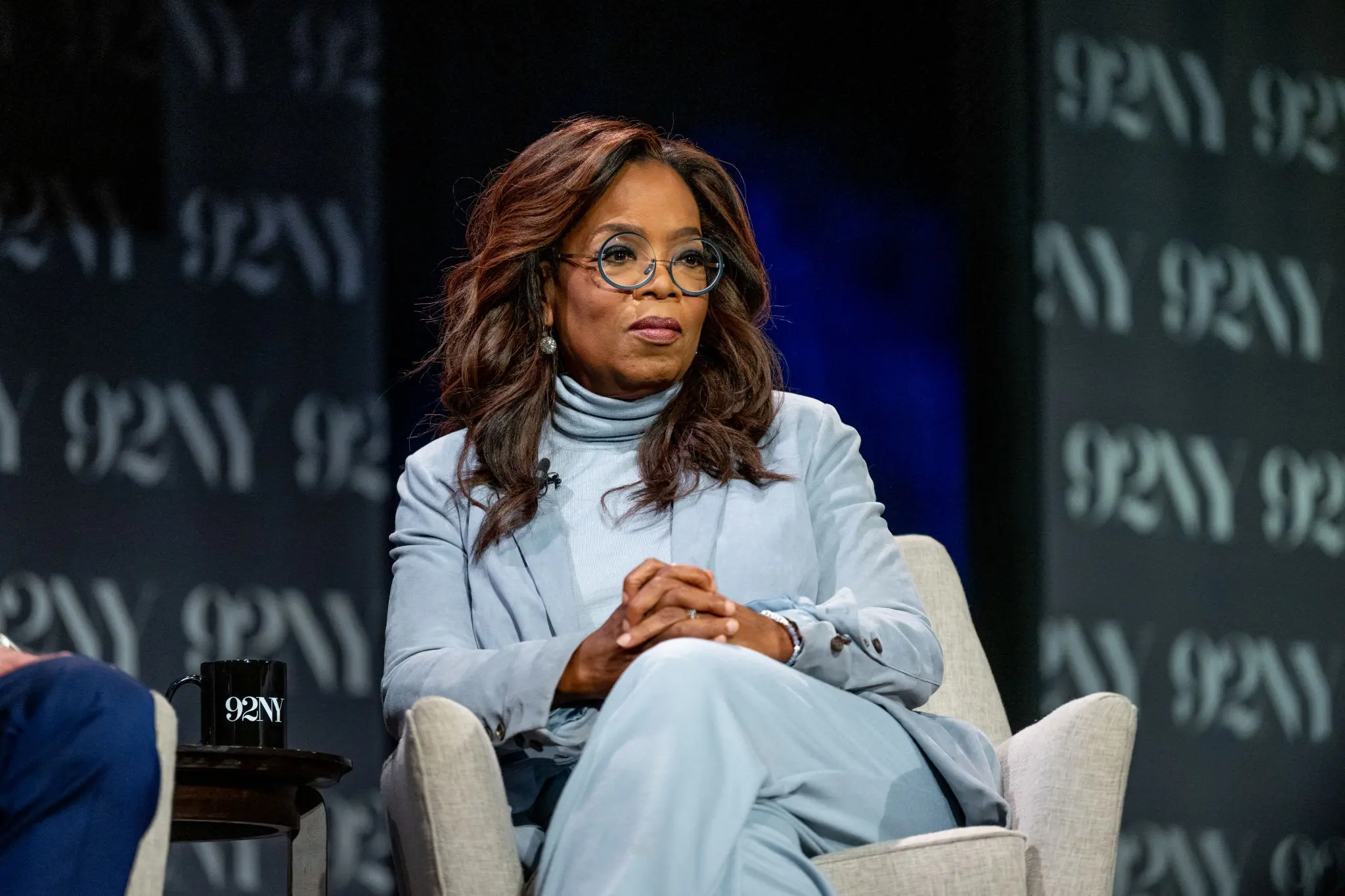 Oprah Winfrey é de paleta inverno brilhante